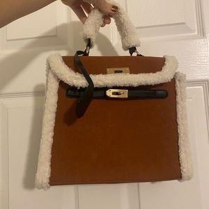 Stylish winter handbag - teddy/ Sherpa/ fuzzy vibes